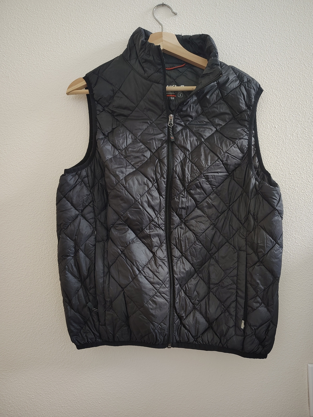 Men's Feather Quilted Puffer Vest - Black